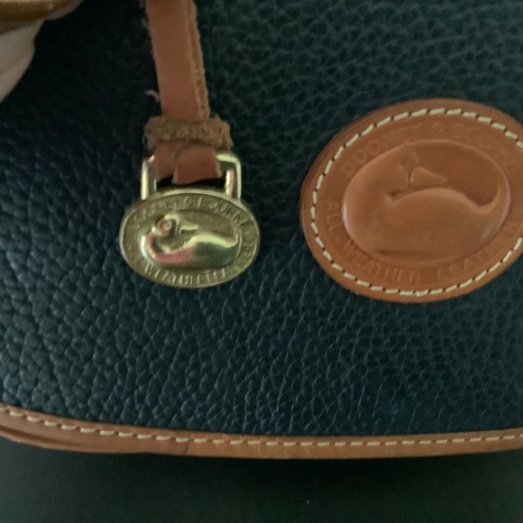 Vintage Dooney & Bourke Pebble Leather Bag Cross Body Purse All Weather Navy - Picture 7 of 12